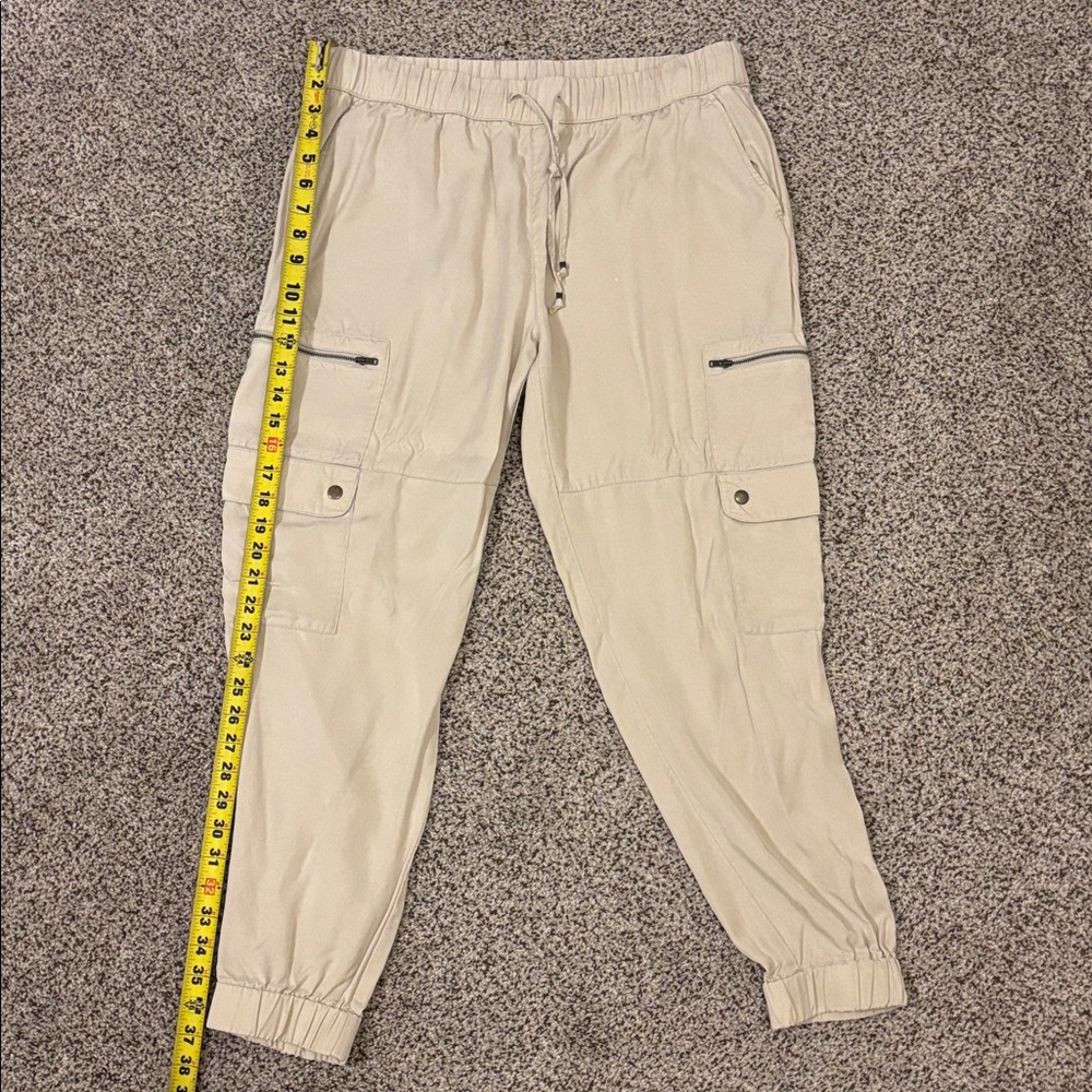 Banana Republic Light Tan Jogger Pants - cargo